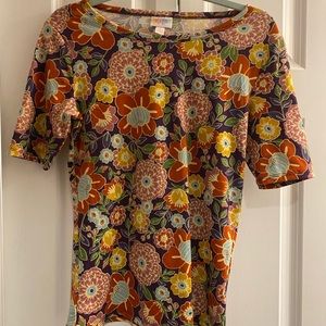 Lularoe floral top